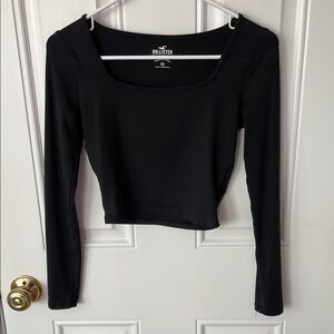 Hollister Women's Black Long Sleeve Top